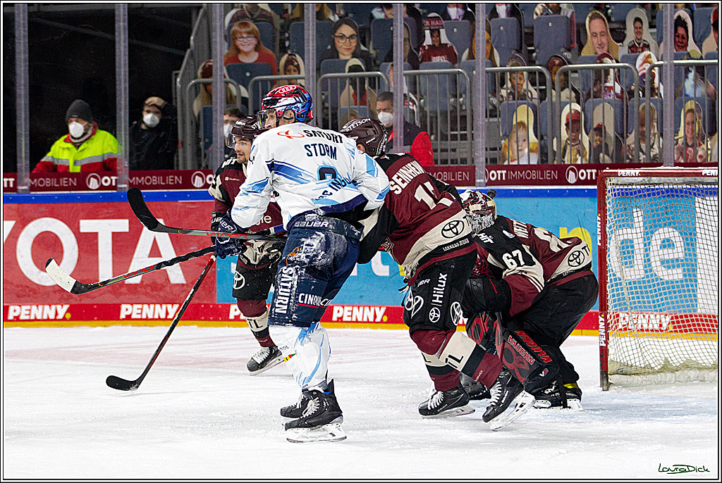 PENNY DEL;  Koelner Haie - ERC Ingolstadt; Koeln, 01.04.2021